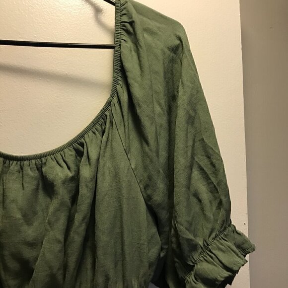 X Arula Green Dress - Picture 2 of 4